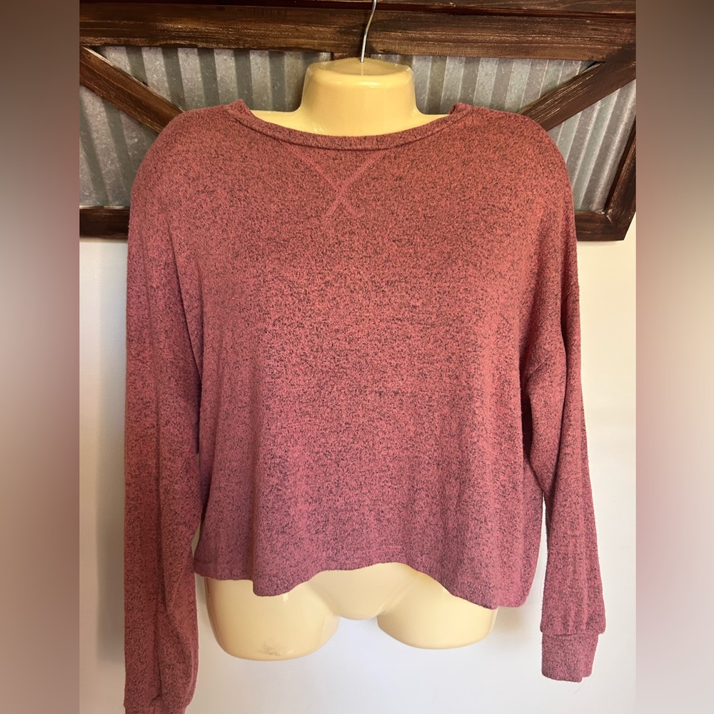 🌸 3/$15 bundle 🌸 Heathered loose oversized fit mauve cropped long sleeve shirt